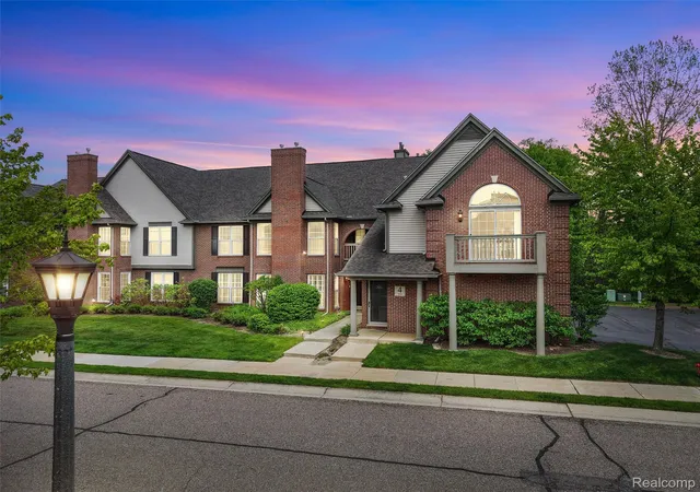 28284-carlton-way-dr-novi-mi-48377/hzid_353aec1f