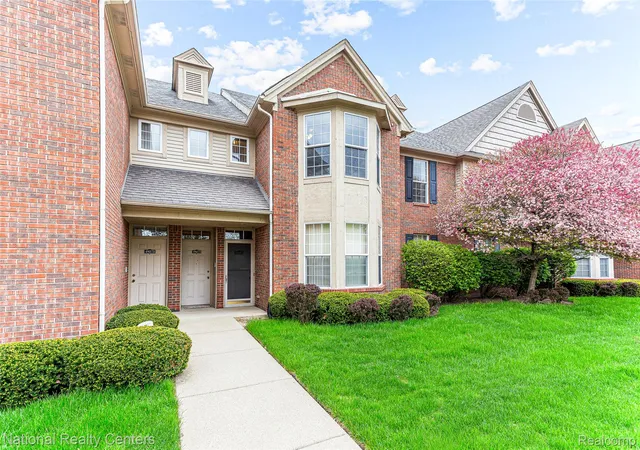 49277-silver-birch-cir-shelby-township-mi-48315/hzid_fc53d1be