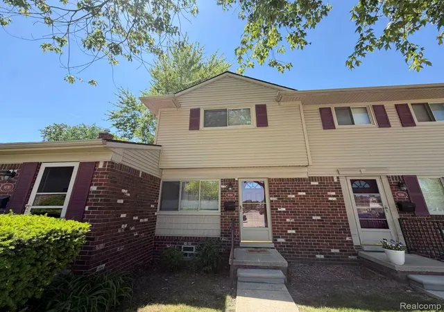 9768-cornell-taylorcity-wayne-mi-48180/hzid_6209379c