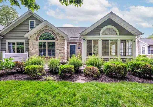 2898-villa-ln-benton-harbor-mi-49022/hzid_fab26c41