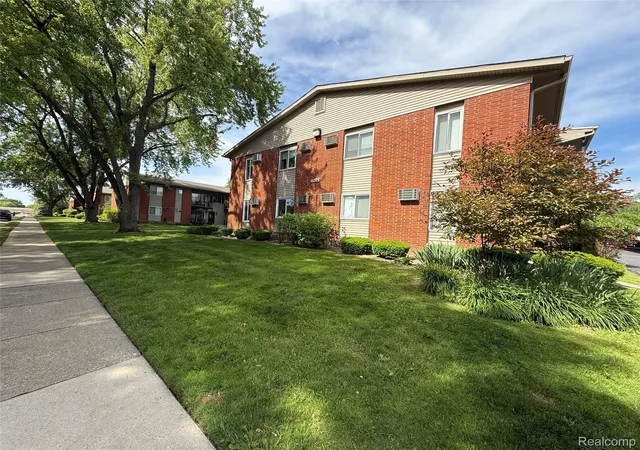 4109-benjamin-ave-2-royal-oak-mi-48073/hzid_6d43bcc4