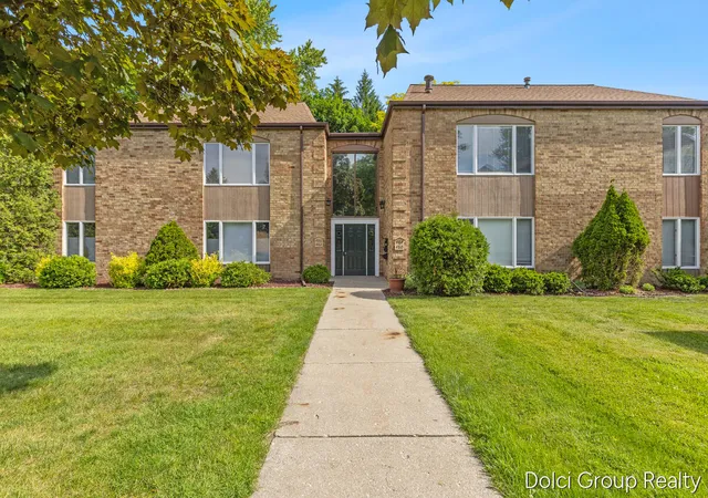 484-barkwood-ct-nw-grand-rapids-mi-49534/hzid_50f788dd