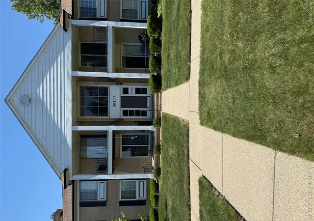 29141-hayes-rd-warrencity-macomb-mi-48088/hzid_e5c6d9d1
