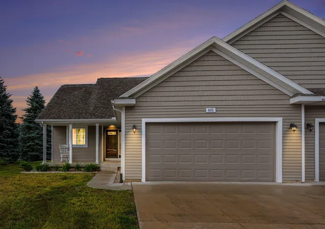 605-bush-blvd-three-rivers-mi-49093/hzid_2215c876