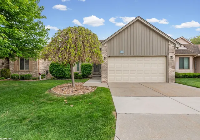 20070-ridgeway-ct-clinton-township-mi-48038/hzid_3931706f
