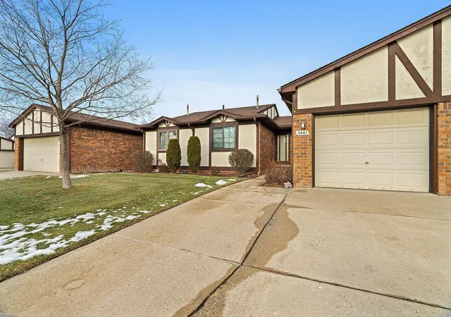 5441-stanford-ct-warren-mi-48091/hzid_d0e23bf8