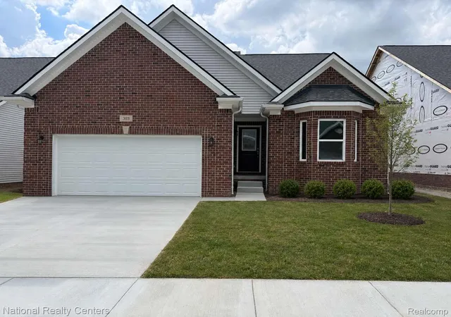 374-devonshire-dr-30-lapeercity-lapeer-mi-48446/hzid_e07244ce