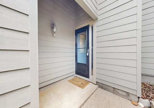 718-peninsula-ct-ann-arbor-mi-48105/hzid_89426aed