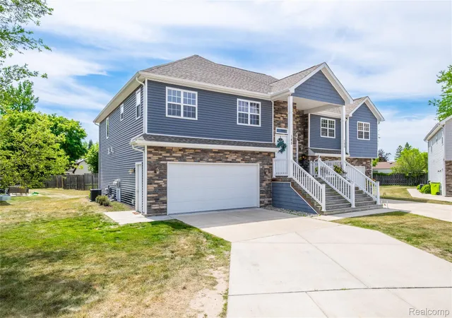 145-whispering-pines-dr-fenton-mi-48430/hzid_aee11b84