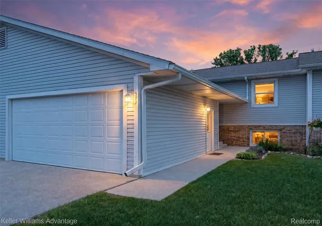 572-river-pointe-ct-milan-mi-48160/hzid_02d03d70