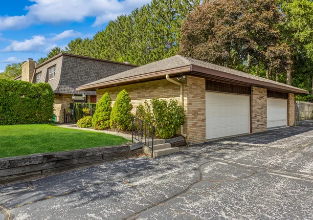 2727-s-lakeshore-dr-c11-saint-joseph-mi-49085/hzid_db8e7794