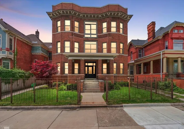 3933-trumbull-st-detroit-mi-48208/hzid_827579c3