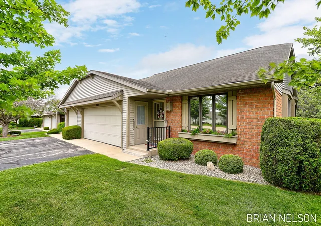 205-parkside-dr-zeeland-mi-49464/hzid_046e0c39