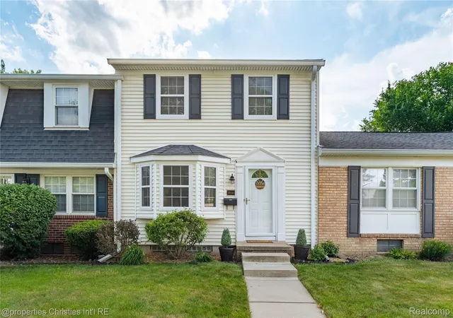 20161-silver-spring-dr-northville-mi-48167/hzid_a8caf153