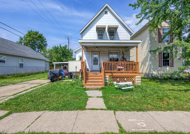 503-14th-st-porthuroncity-stclair-mi-48060/hzid_0448c6ec