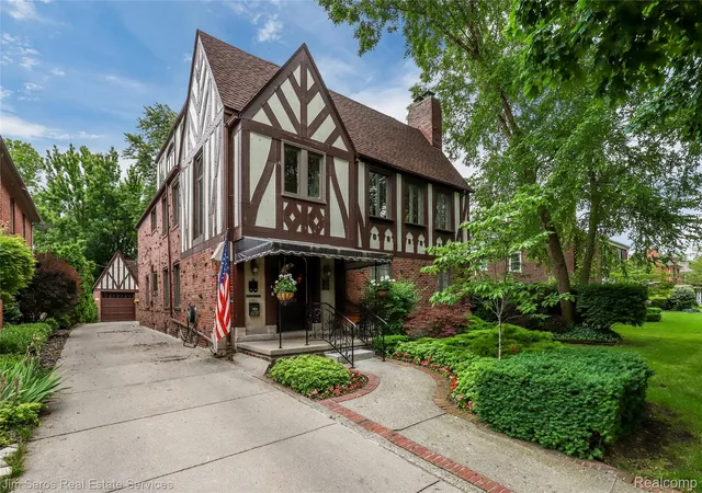 764-harcourt-rd-grosse-pointe-park-mi-48230/hzid_0522cac7