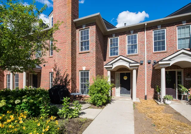 5727-hampshire-ln-75-pittsfieldchartertownship-washtenaw-mi-48197/hzid_caf530c5