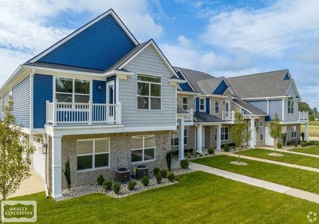 32968-antrim-dr-new-baltimore-mi-48047/hzid_db1932f3