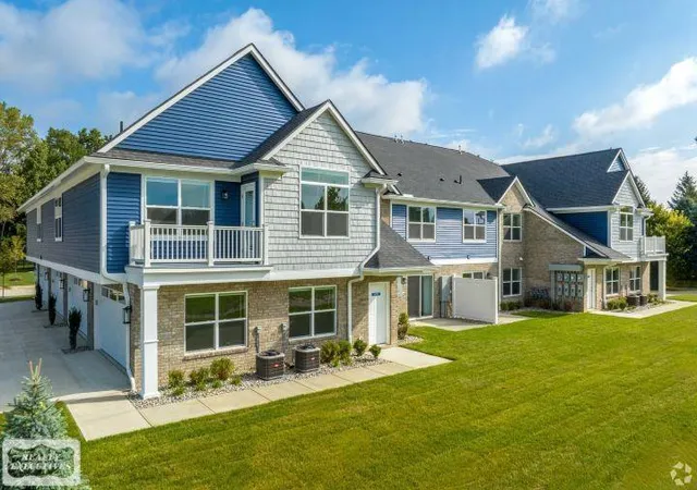 32972-antrim-dr-new-baltimore-mi-48047/hzid_e850fb65