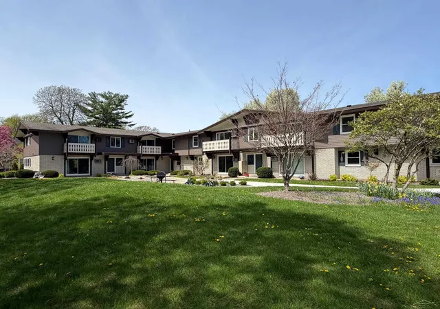 240-w-tuscola-unit-9-st-frankenmuthcity-saginaw-mi-48734/hzid_32f6b0b2