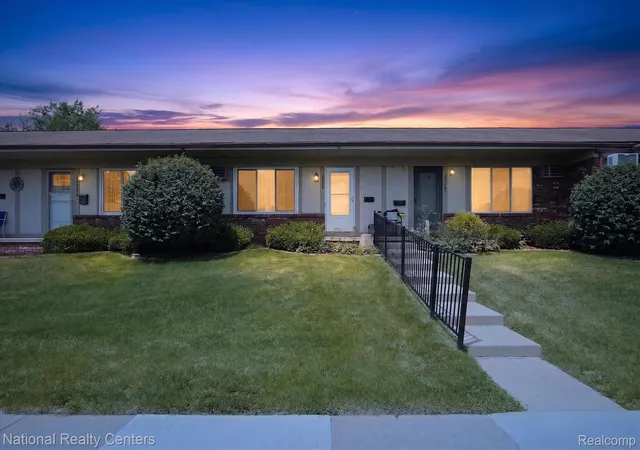 25245-franklin-ter-3-south-lyon-mi-48178/hzid_d4e9c3ac