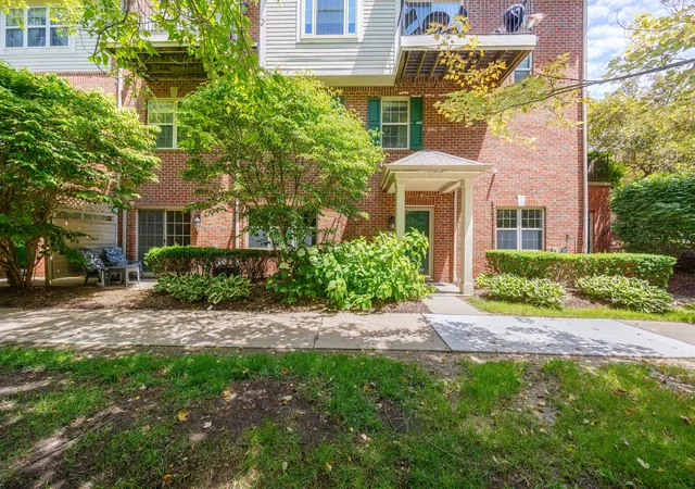 39688-rockcrest-ln-northville-mi-48168/hzid_8989a616