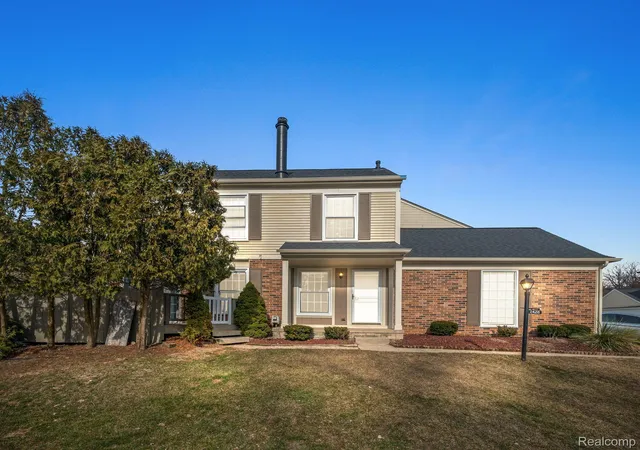 1428-crescent-ln-rochester-hills-mi-48306/hzid_4f86ef24