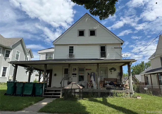 305-e-main-st-durand-mi-48429/hzid_8cbfe669