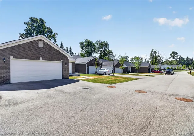 26640-orchard-lake-rd-farmington-hills-mi-48334/hzid_17b06a89