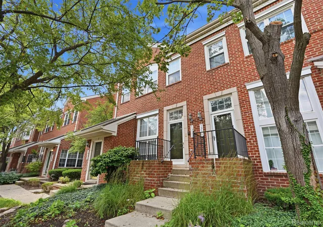 1322-s-main-st-royal-oak-mi-48067/hzid_6698b476