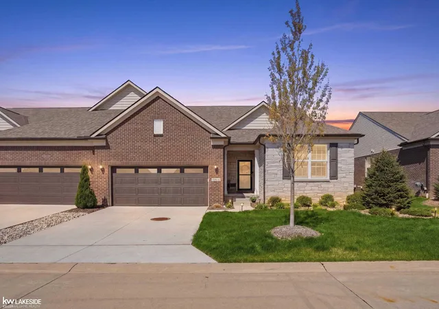 40617-tulip-trce-clinton-township-mi-48036/hzid_a8c4540e