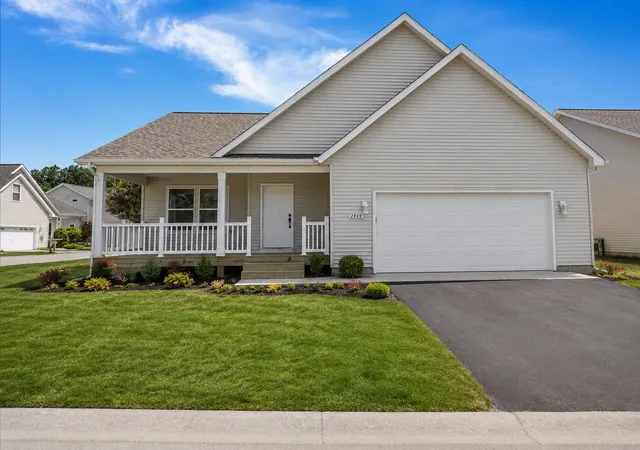 2803-garnet-ct-traverse-city-mi-49684/hzid_2e2197e3