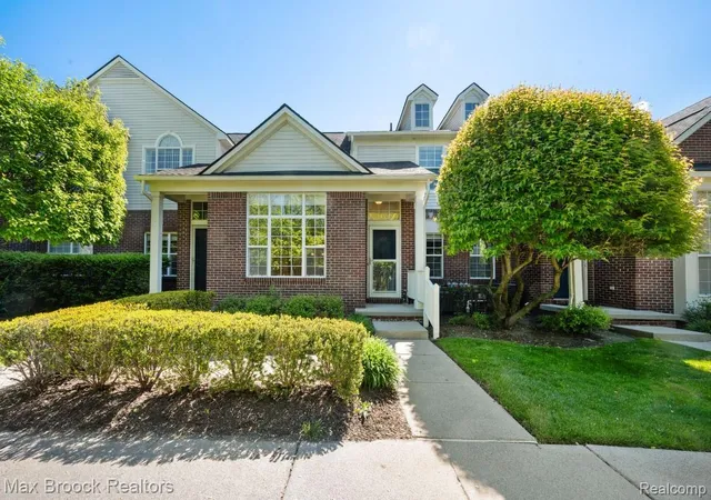 1102-abigail-ct-walled-lake-mi-48390/hzid_ea872a1f