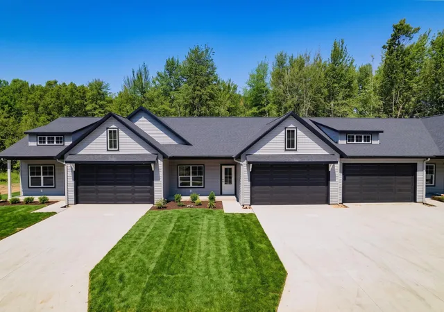17428-ridge-ave-spring-lake-mi-49456/hzid_ff73abcf