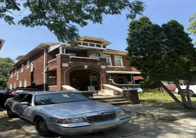3032-fullerton-st-detroit-mi-48238/hzid_8243373d