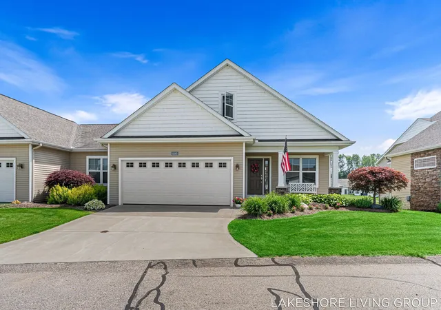 11565-s-lake-dr-174-holland-mi-49424/hzid_8a330003