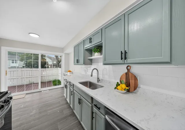 21344-e-glen-hvn-cir-northville-mi-48167/hzid_2a149ad5