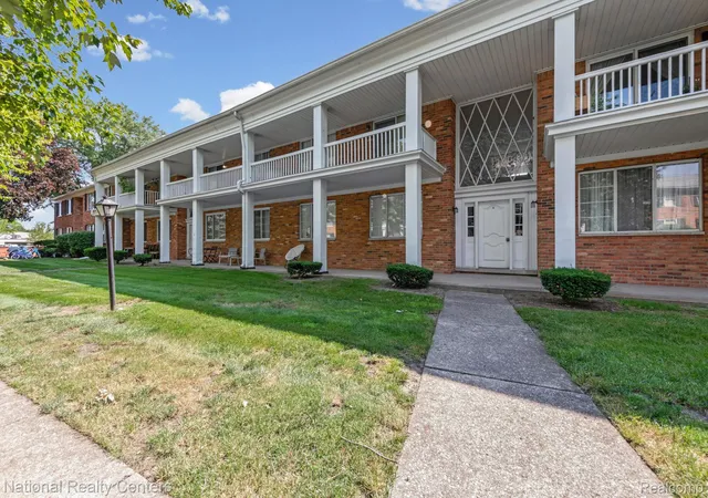 29546-hoover-rd-warren-mi-48093/hzid_97b8a420