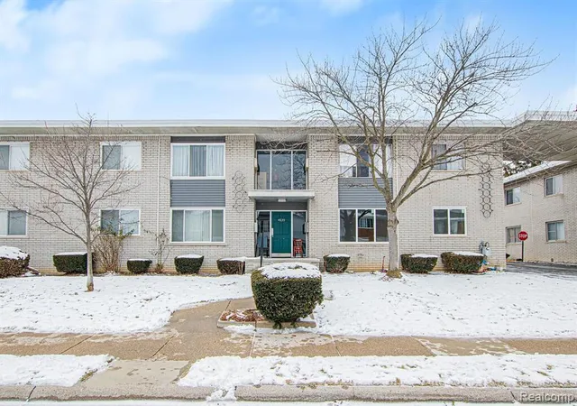 4839-mansfield-ave-g6-royal-oak-mi-48073/hzid_5796e2da