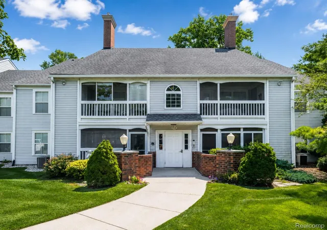618-curzon-ct-203-howell-mi-48843/hzid_85a2e0f5