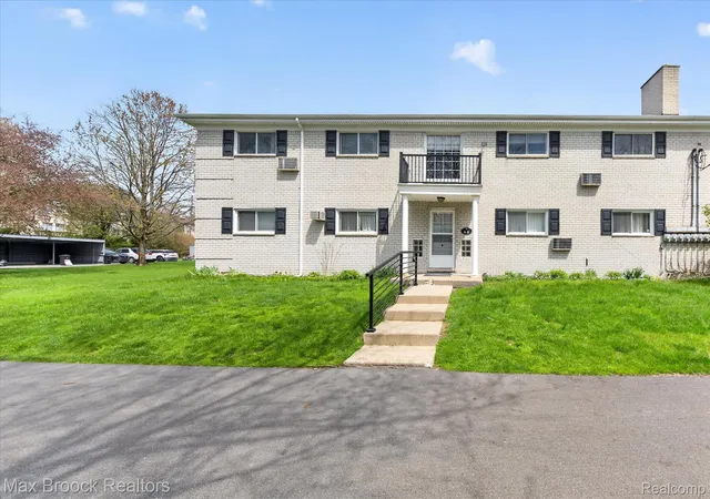 100-w-hickory-grv-rd-g7-bloomfield-hills-mi-48304/hzid_676d54a6