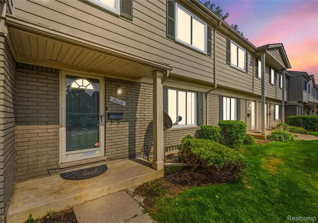 26066-franklin-pointe-dr-southfield-mi-48034/hzid_e8e35fdb