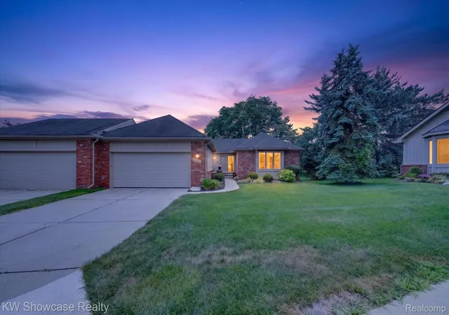 37061-sandalwood-farmington-hills-mi-48331/hzid_6aee4085