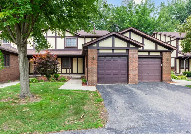 7-parkplace-w-7-allen-park-mi-48101/hzid_67bd9dda