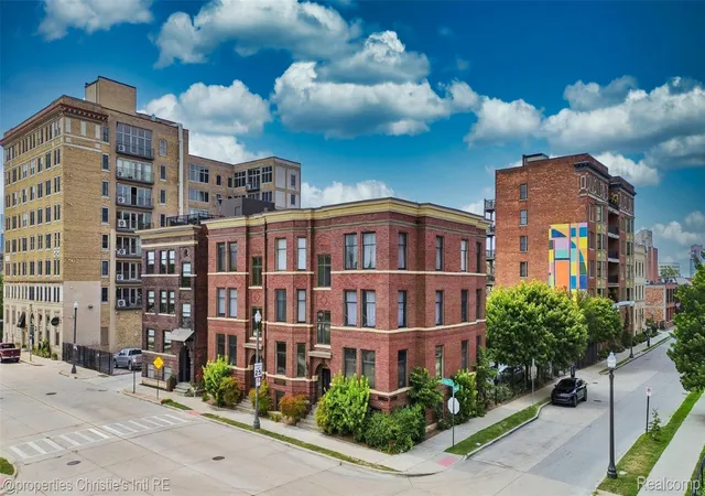 112-watson-st-20-detroit-mi-48201/hzid_8d3b3bee