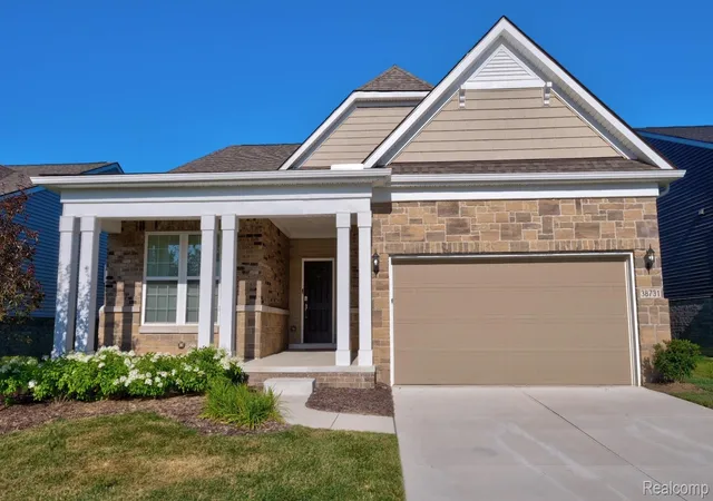 38731-chasewood-ct-farmington-mi-48335/hzid_66abd3a8