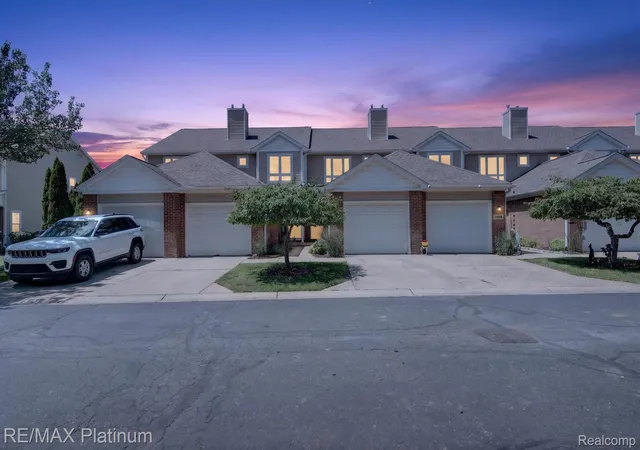 5510-woodruff-shore-dr-25-brighton-mi-48116/hzid_dee18cf5