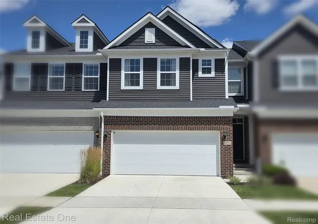 4913-glenora-dr-98-lakeorionvillage-oakland-mi-48359/hzid_80e69ab5