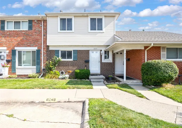 8247-dartmouth-dr-warren-mi-48093/hzid_d900da5a