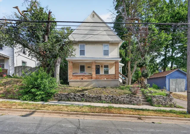 909-hall-st-se-grand-rapids-mi-49507/hzid_3e95cdd9